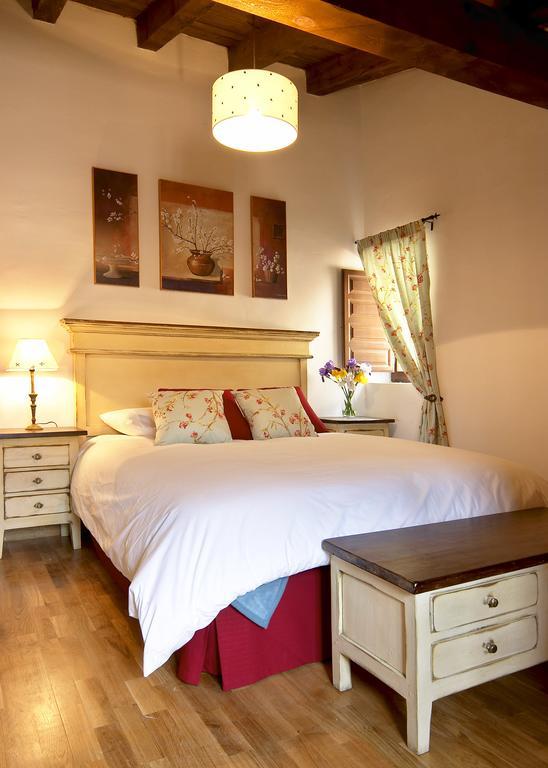 El Bulin De La Hiruela Guest House Стая снимка