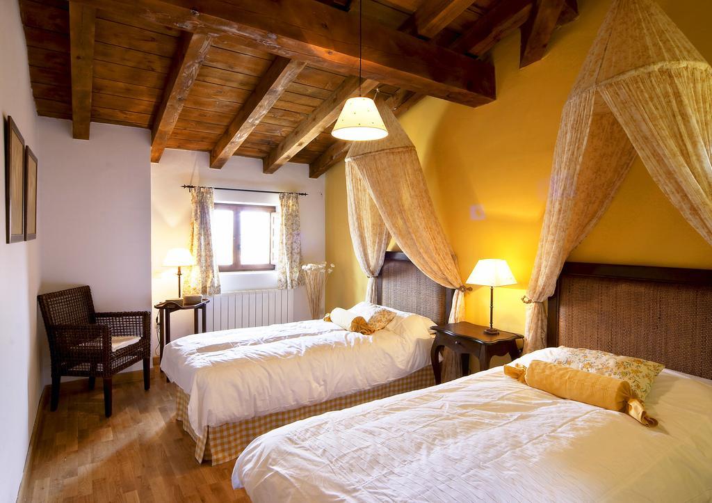 El Bulin De La Hiruela Guest House Стая снимка
